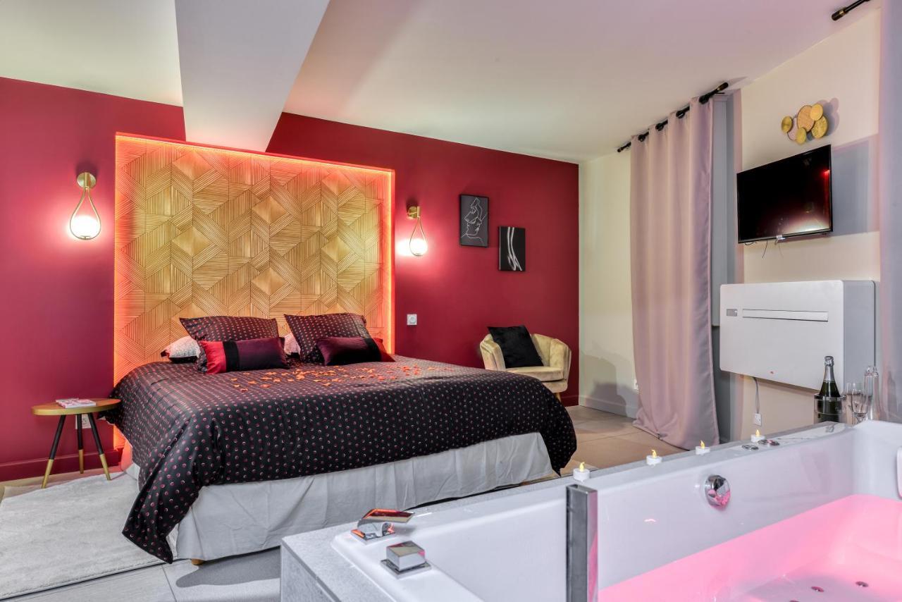 Les Gites De Laure - O Lit Divin, Instant De Volupte, Balneo Sauna, Climatisation, Netflix, 160M De La Cite Medievale Carcassonne Exteriér fotografie
