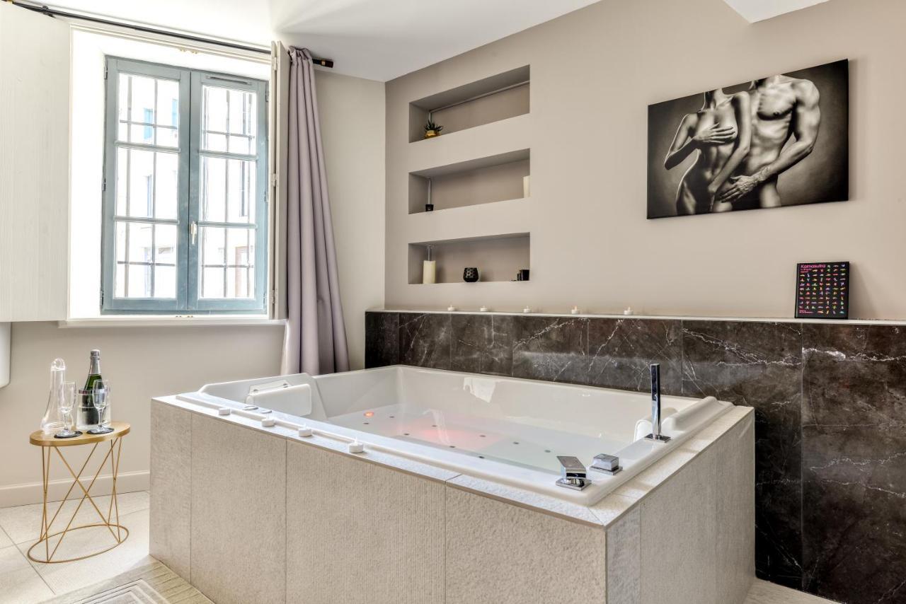 Les Gites De Laure - O Lit Divin, Instant De Volupte, Balneo Sauna, Climatisation, Netflix, 160M De La Cite Medievale Carcassonne Exteriér fotografie