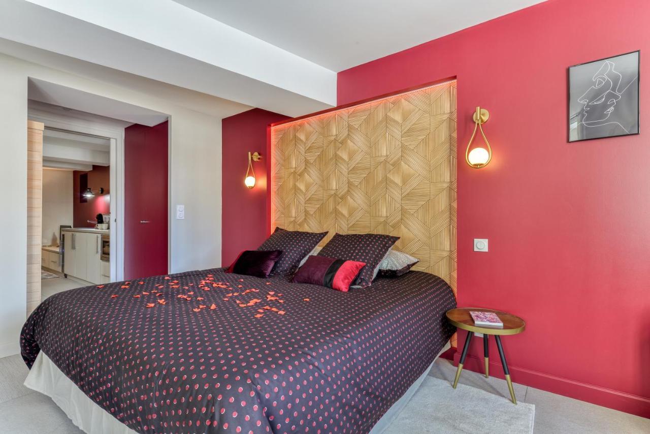 Les Gites De Laure - O Lit Divin, Instant De Volupte, Balneo Sauna, Climatisation, Netflix, 160M De La Cite Medievale Carcassonne Exteriér fotografie
